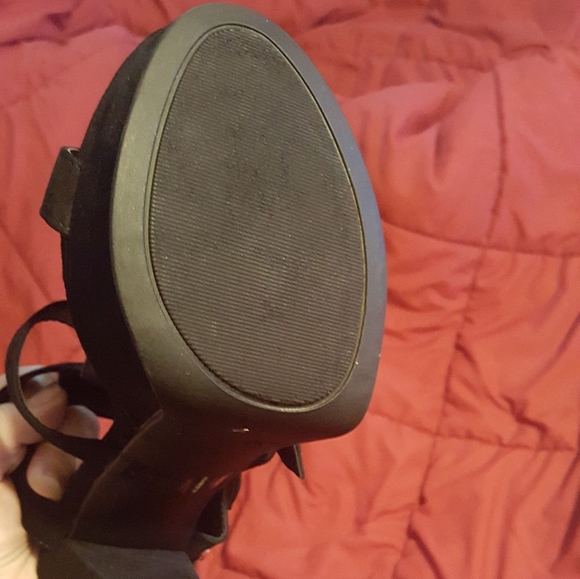 Suede heels - Picture 4 of 4